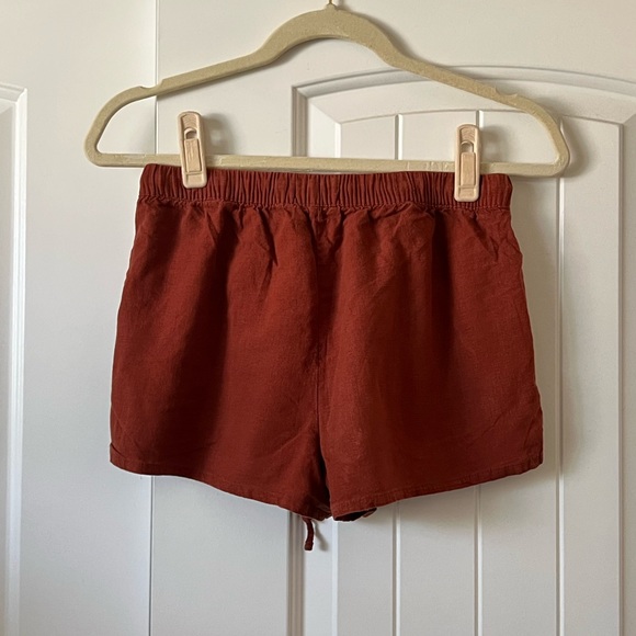 Rust linen shorts - Picture 2 of 2